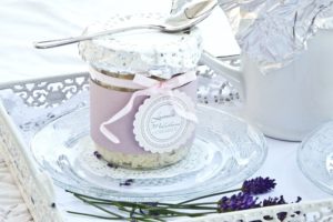 Why You Should Choose Personalized Wedding Favors